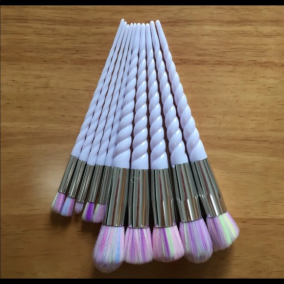Unicorn 10PC Kabuki Makeup Brush Set - Picture 4 of 7